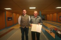 Ehrung fuer Wolfgang Bamberger vom BSKV fuer langjaehrige Verdienste im Kegelsport